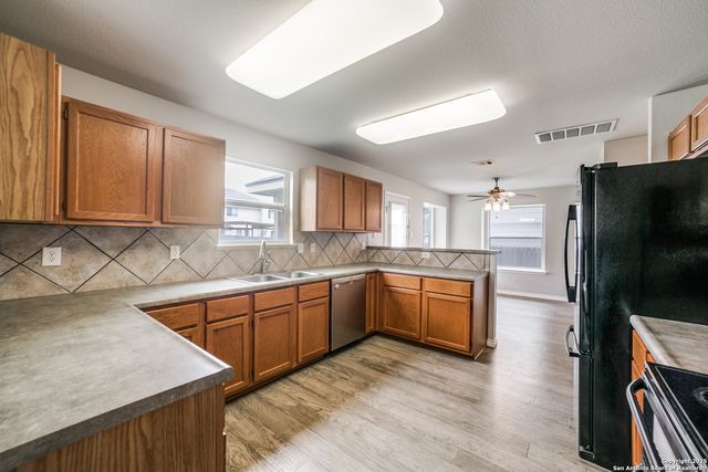 10110 Oak Saddle, San Antonio, TX 78254