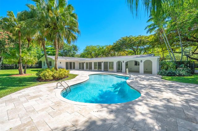 6601 SW 124th St, Pinecrest, FL 33156