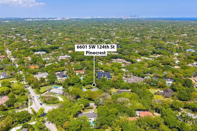 6601 SW 124th St, Pinecrest, FL 33156