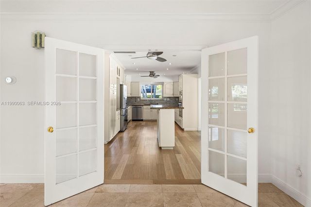 6601 SW 124th St, Pinecrest, FL 33156