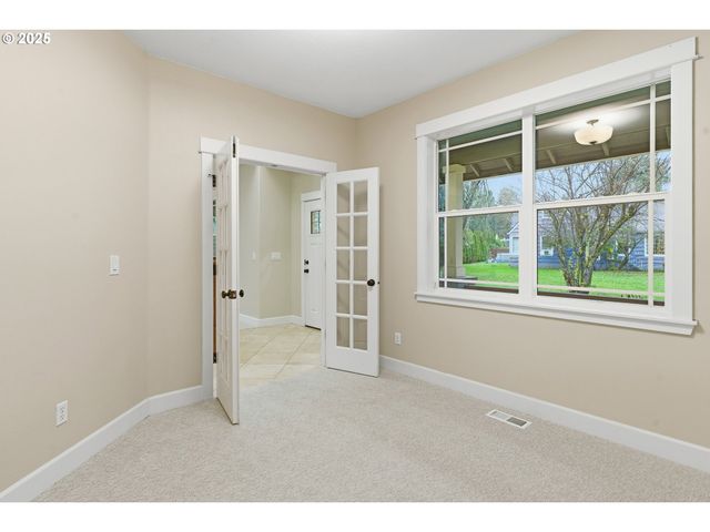 19643 Se JAY St, Milwaukie, OR 97267