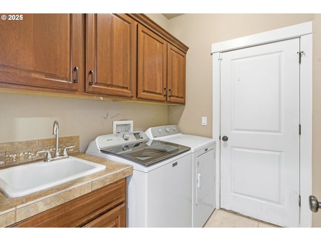 19643 Se JAY St, Milwaukie, OR 97267