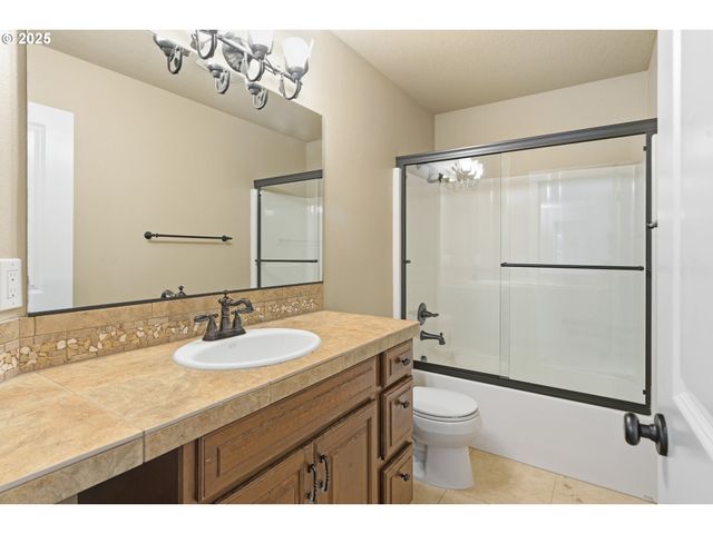 19643 Se JAY St, Milwaukie, OR 97267