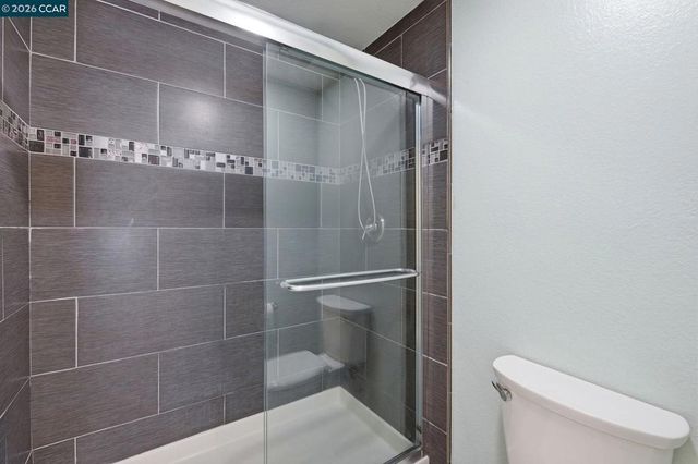 2300 Lake Park Ct, Martinez, CA 94553