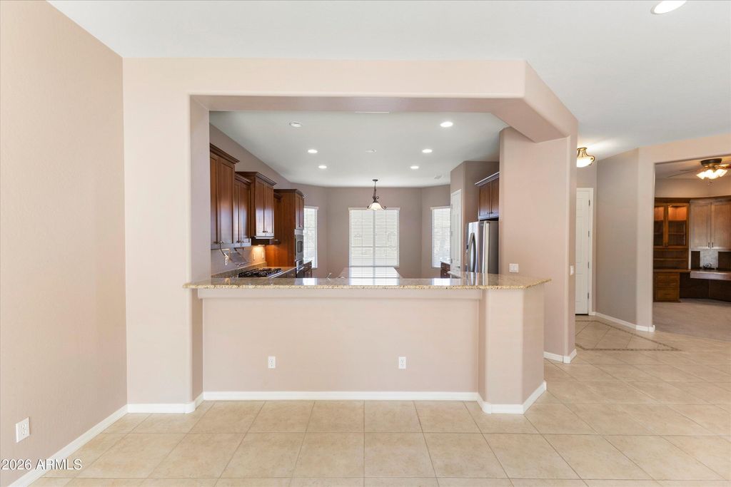 Image 12 of property listing at 26629 W TONOPAH Drive, Buckeye, AZ 85396