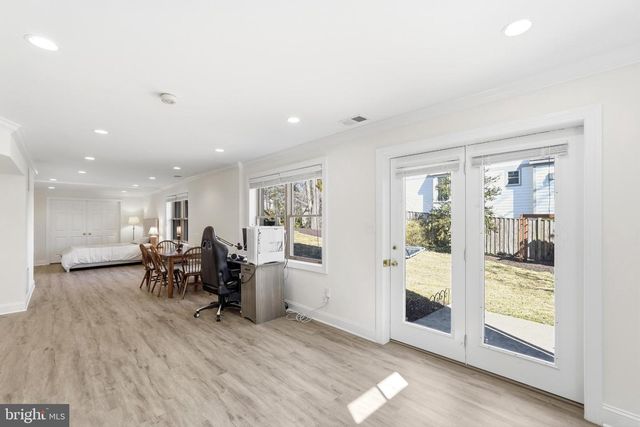 1800 SUNNY CREEK CV, Vienna, VA 22182