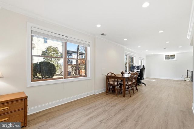 1800 SUNNY CREEK CV, Vienna, VA 22182