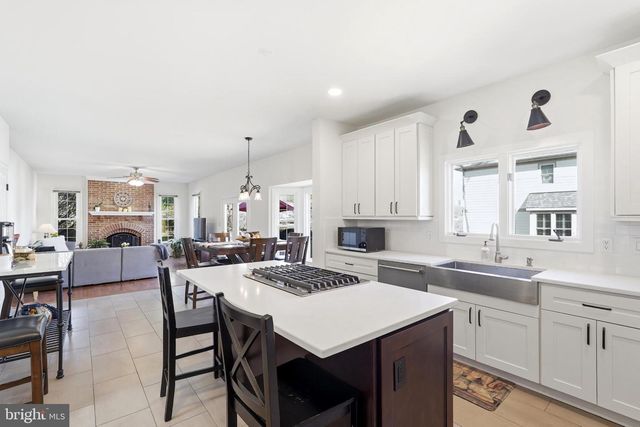 1800 SUNNY CREEK CV, Vienna, VA 22182