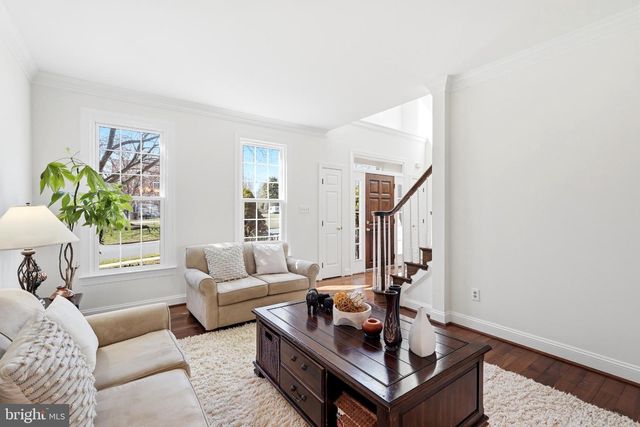 1800 SUNNY CREEK CV, Vienna, VA 22182