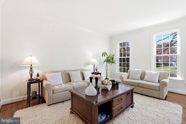 1800 SUNNY CREEK CV, Vienna, VA 22182