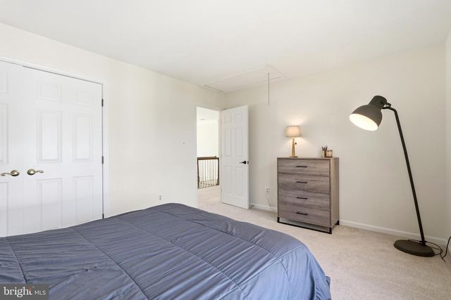 1800 SUNNY CREEK CV, Vienna, VA 22182