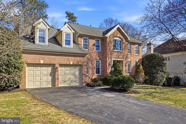 1800 SUNNY CREEK CV, Vienna, VA 22182