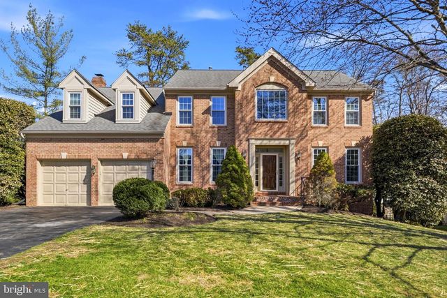 1800 SUNNY CREEK CV, Vienna, VA 22182