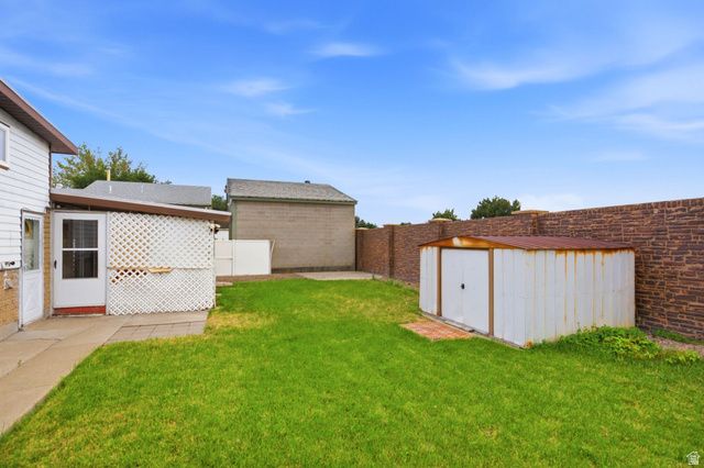 5096 S JOLLY ST, Taylorsville, UT 84123