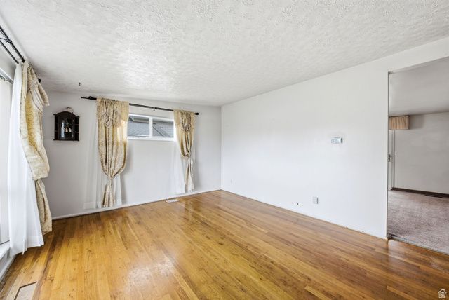 5096 S JOLLY ST, Taylorsville, UT 84123