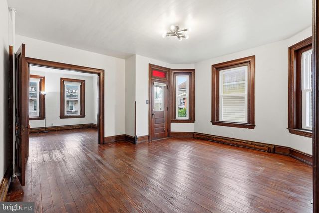 127 W FOURTH ST, East Greenville, PA 18041