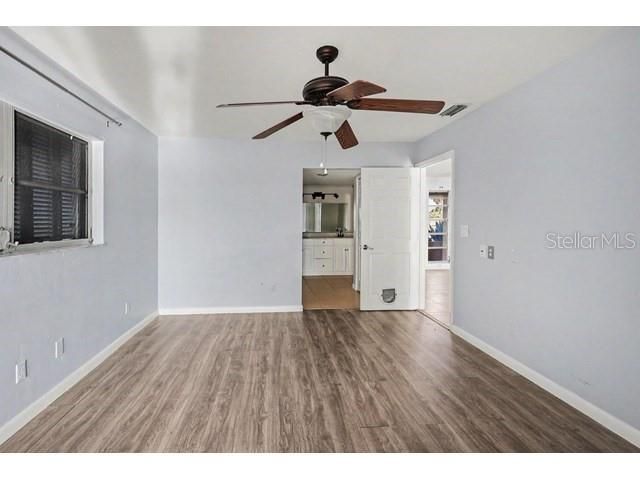 1219 NE 14TH PLACE, Cape Coral, FL 33909