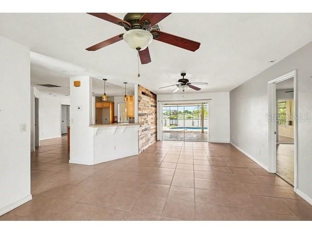 1219 NE 14TH PLACE, Cape Coral, FL 33909