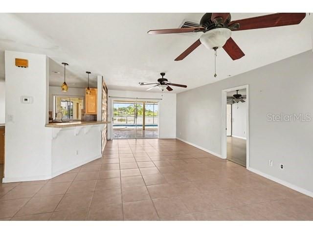 1219 NE 14TH PLACE, Cape Coral, FL 33909