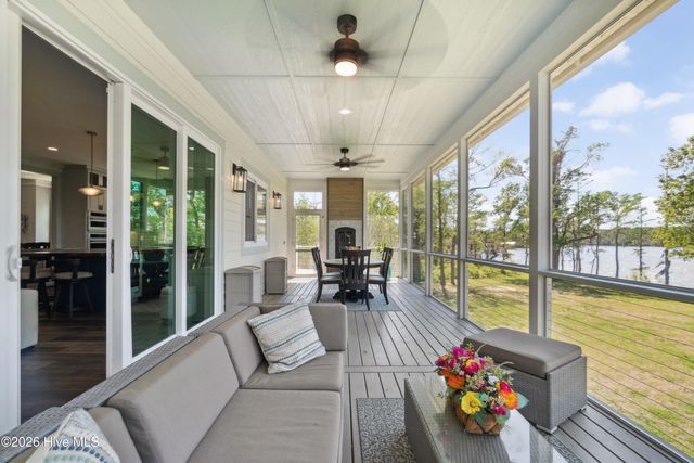 333 N Island Crossing, Edenton, NC 27932