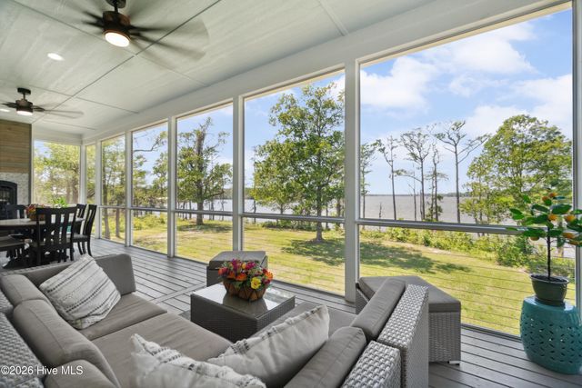 333 N Island Crossing, Edenton, NC 27932