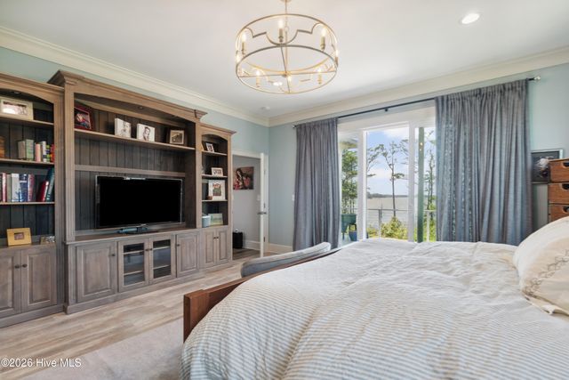 333 N Island Crossing, Edenton, NC 27932