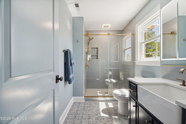 333 N Island Crossing, Edenton, NC 27932