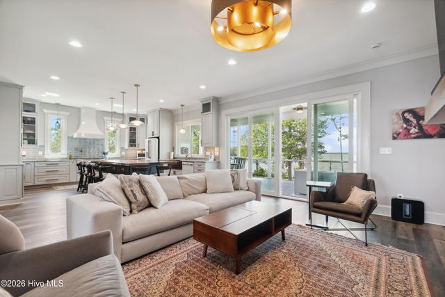 333 N Island Crossing, Edenton, NC 27932