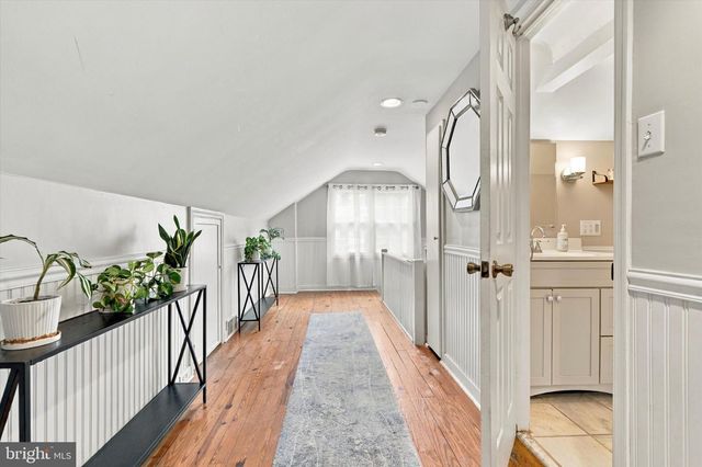246 LENOX RD, Havertown, PA 19083