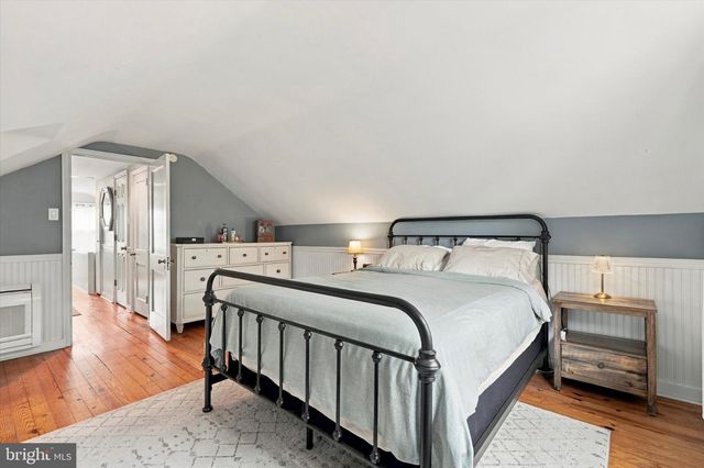 246 LENOX RD, Havertown, PA 19083