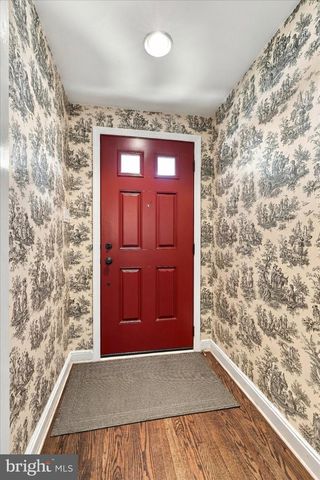 246 LENOX RD, Havertown, PA 19083