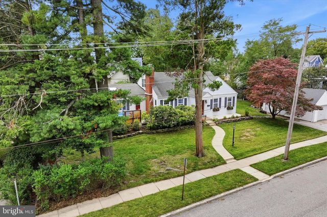 246 LENOX RD, Havertown, PA 19083