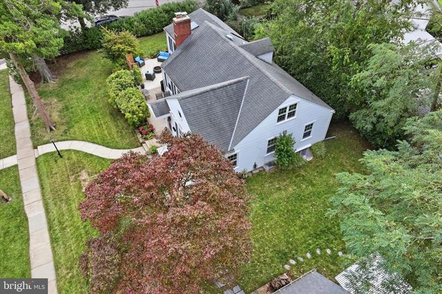 246 LENOX RD, Havertown, PA 19083