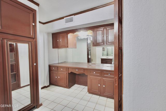 9967 Gideon Circle, Socorro, TX 79927