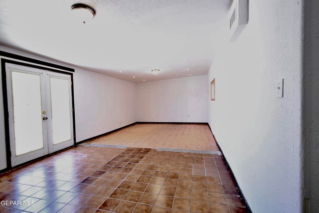 9967 Gideon Circle, Socorro, TX 79927