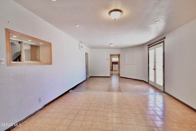 9967 Gideon Circle, Socorro, TX 79927
