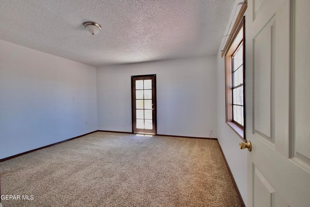 9967 Gideon Circle, Socorro, TX 79927