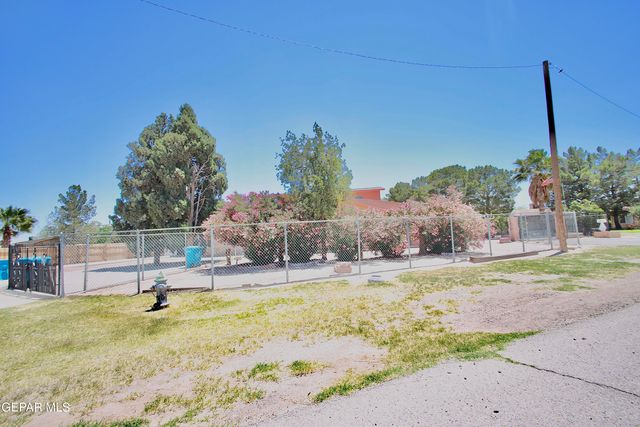 9967 Gideon Circle, Socorro, TX 79927