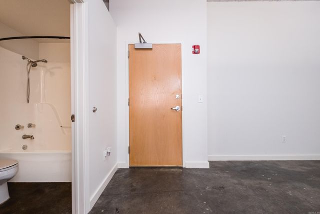 423 E 3rd St Apt 303, Little Rock, AR 72201