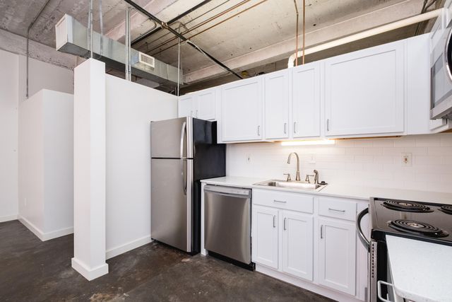 423 E 3rd St Apt 303, Little Rock, AR 72201