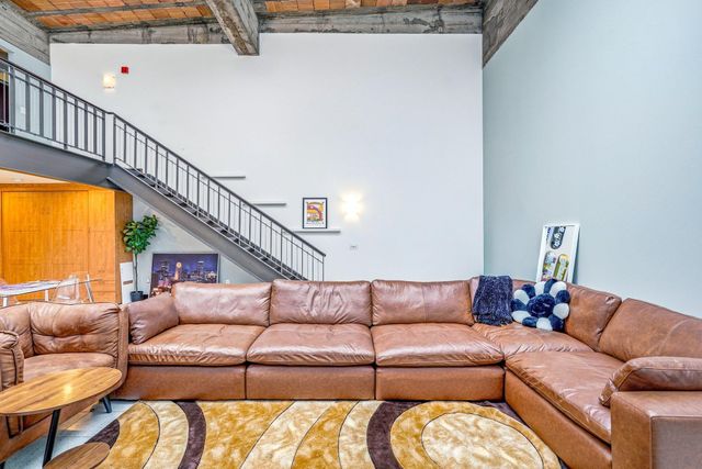 214 4th Street E 213, Saint Paul, MN 55101