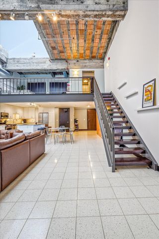 214 4th Street E 213, Saint Paul, MN 55101