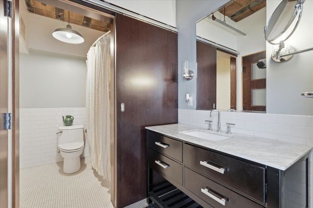 214 4th Street E 213, Saint Paul, MN 55101