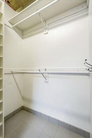 214 4th Street E 213, Saint Paul, MN 55101