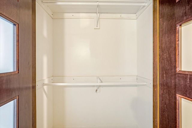 214 4th Street E 213, Saint Paul, MN 55101