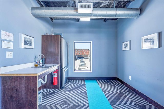 214 4th Street E 213, Saint Paul, MN 55101