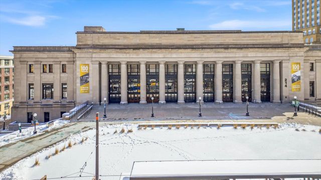 214 4th Street E 213, Saint Paul, MN 55101