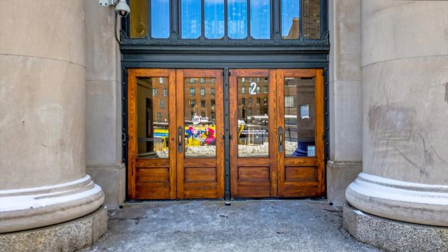 214 4th Street E 213, Saint Paul, MN 55101