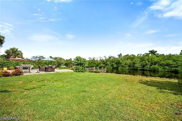 2271 Harbor RD, Naples, FL 34104