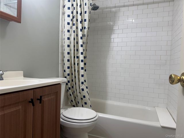 8 Colonial Road 28, Beacon, NY 12508